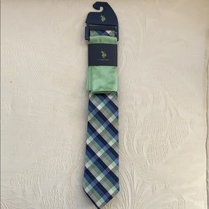 🛍 3/$10 US POLO ASSN plaid tie & pocket square set